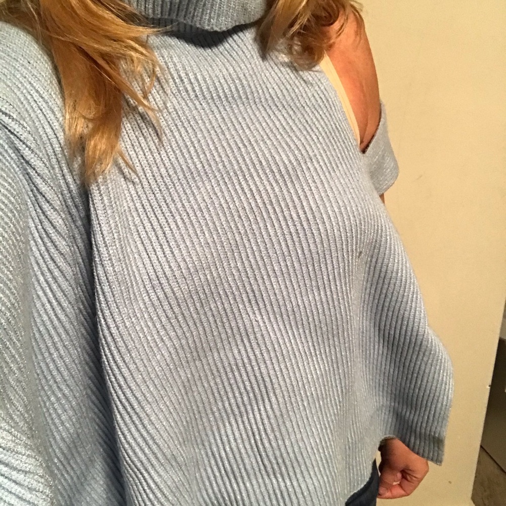 One Shoulder Ribbed Pancho ( Must Have) - Picture 2 of 11